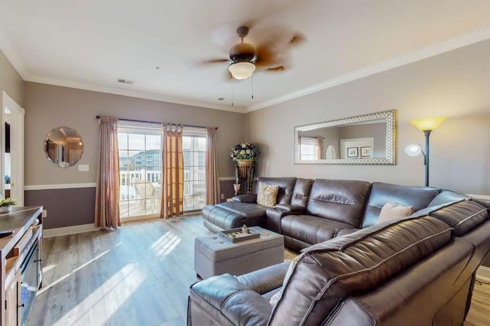 Luster Leaf 304 Apartment in Myrtle Beach