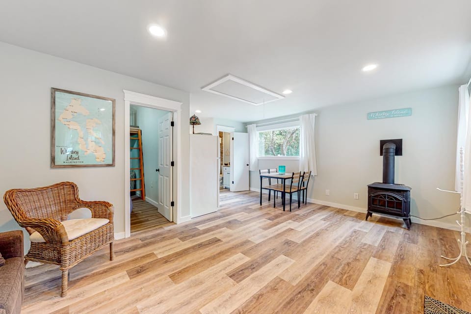 Haven's Way Cottage House in Whidbey Island