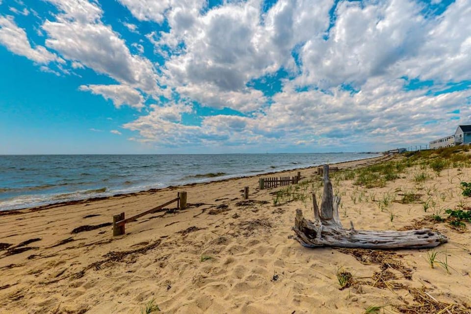 Mermaid Cove House in North Truro