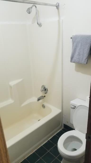Hotel King Bed Hotel Room 233 Apartment in Stillwater