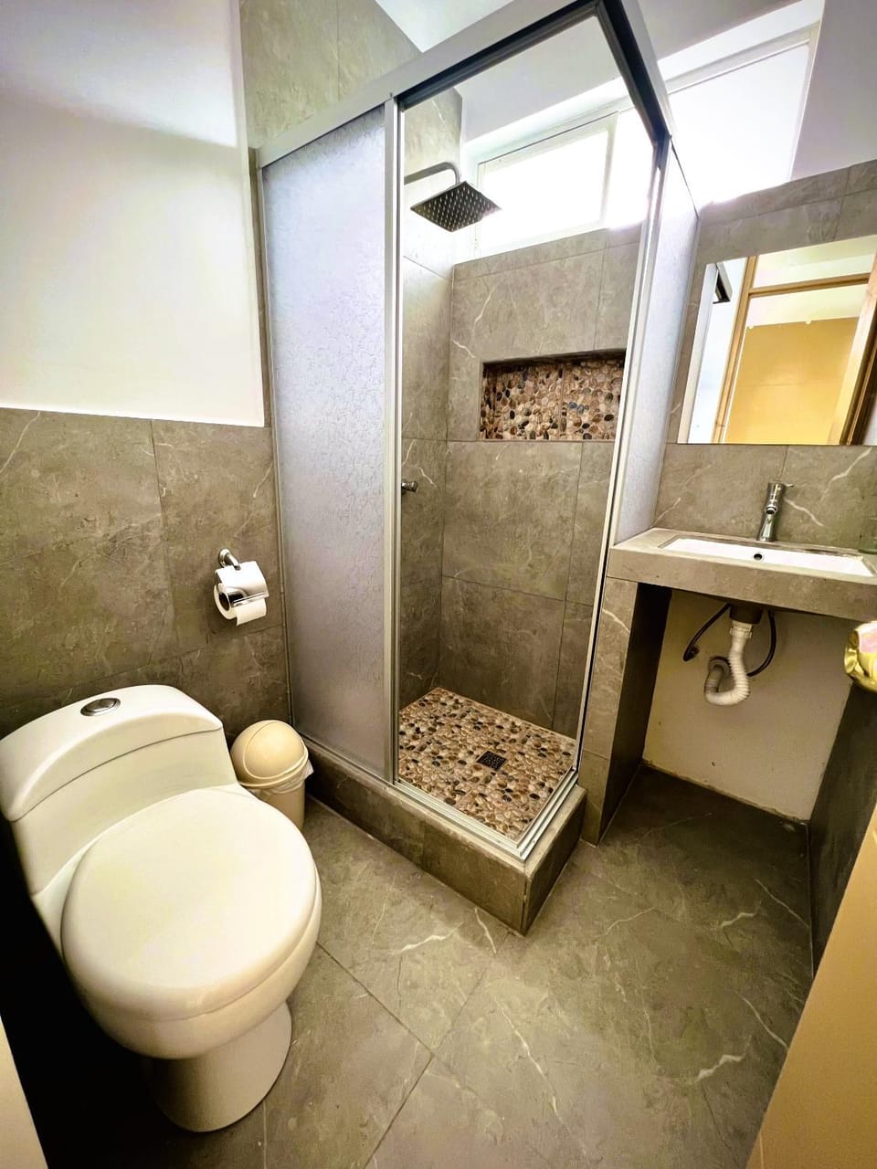 Shower, Toilet, Bathroom