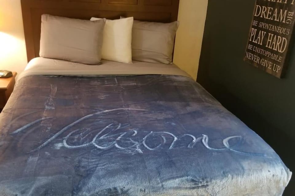 Hotel 2 Queen Beds Room 231 Booking Apartment in Stillwater
