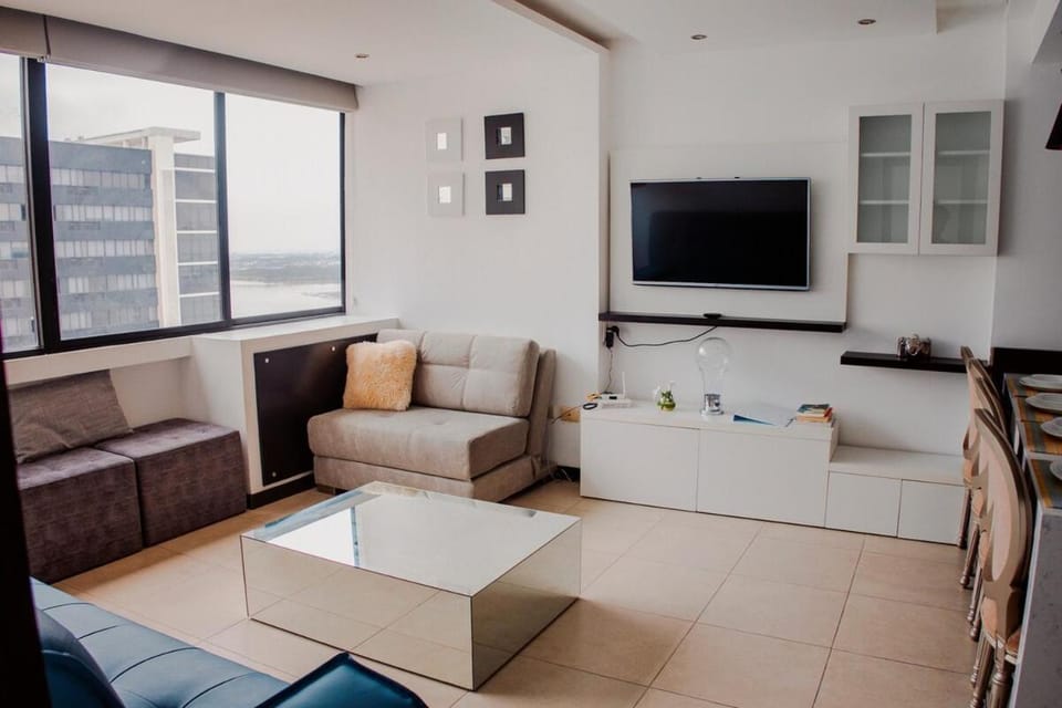 Puerto Santa Ana, Automatic check in, Parking Apartment in Guayaquil