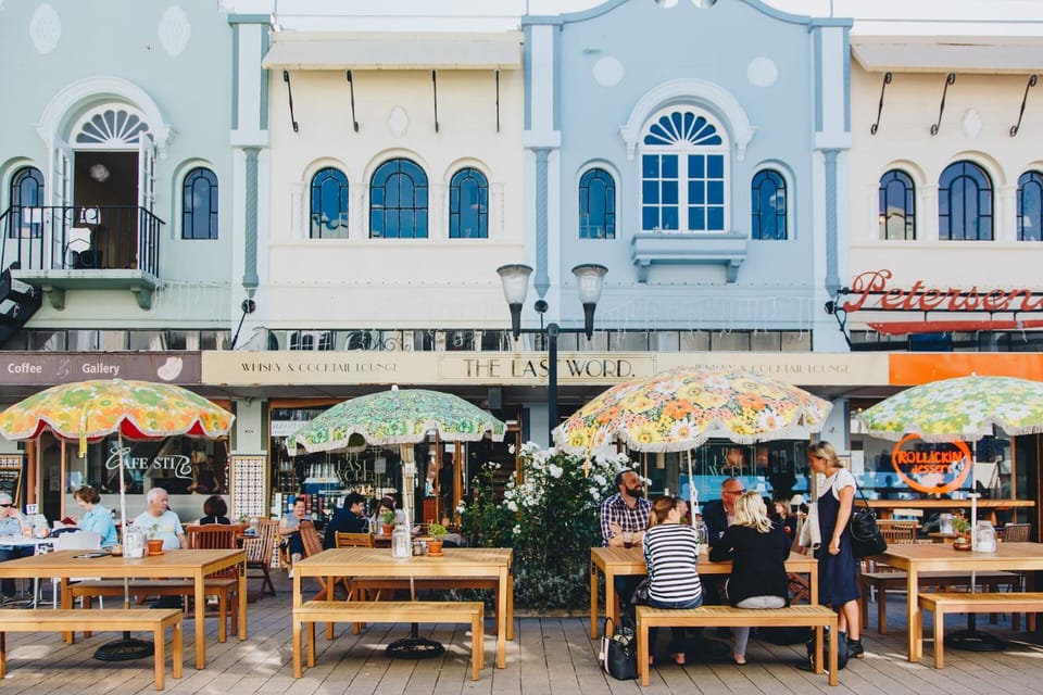 Nearby landmark, Restaurant/places to eat, Drinks, Location