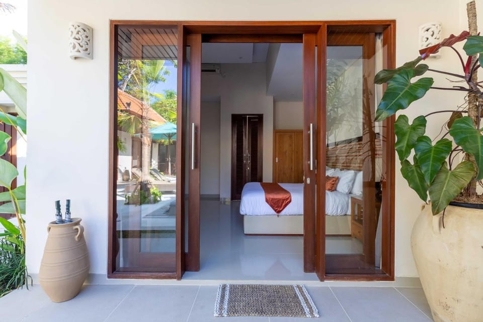 Villa Stella - Tranquillity by the beach Villa in Denpasar