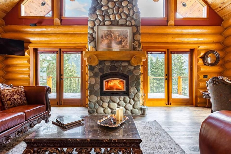 Living room, Seating area, flat iron