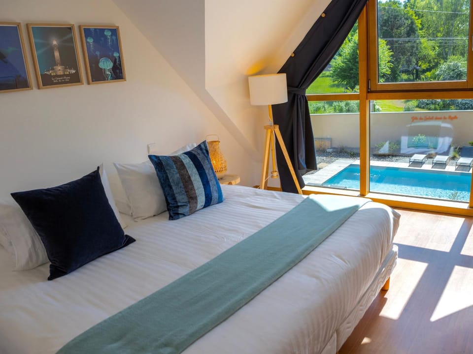 Luxe et sérénité : jacuzzi, sauna, piscine chauffée, home-cinéma et plus près du Mans - FR-1-410-396 House in Centre-Val de Loire