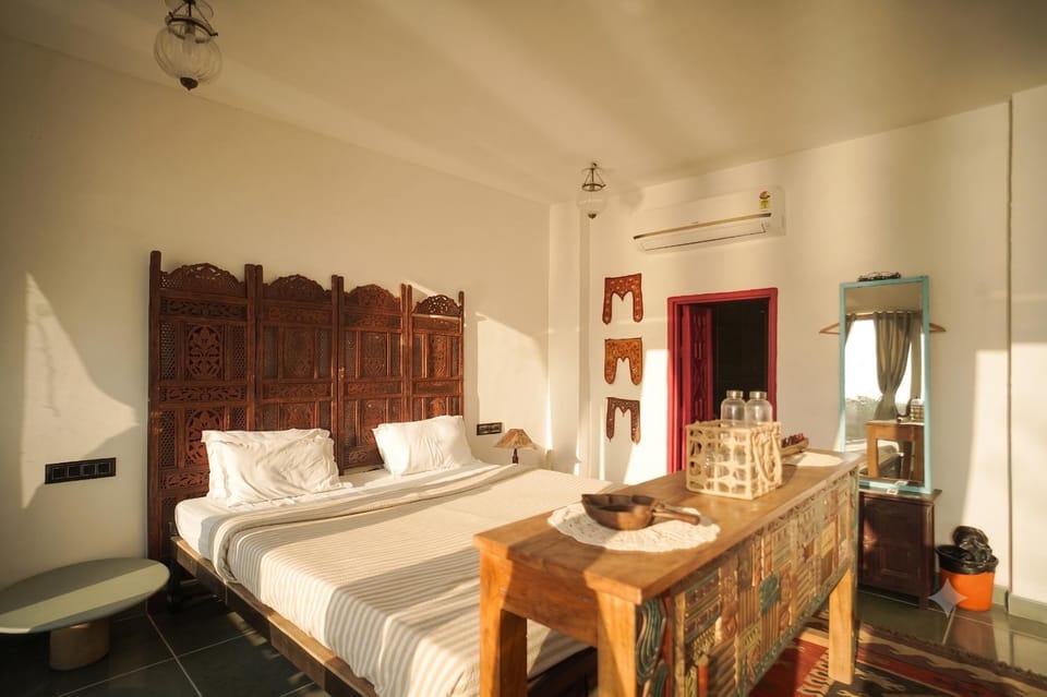 Paddy's Loft The Lake B&B Hostel in Udaipur