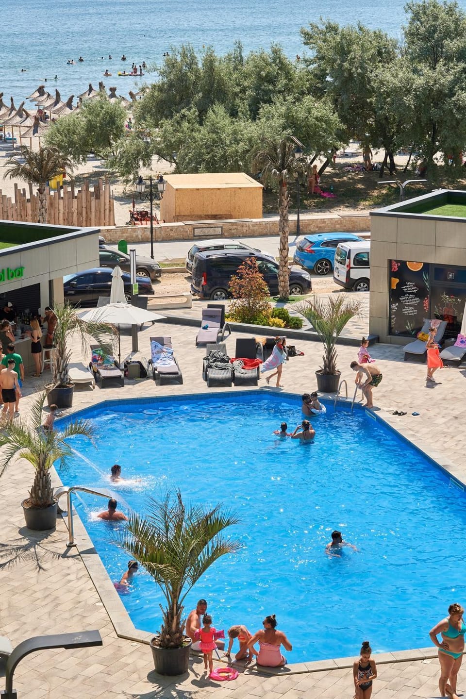 Swimming pool