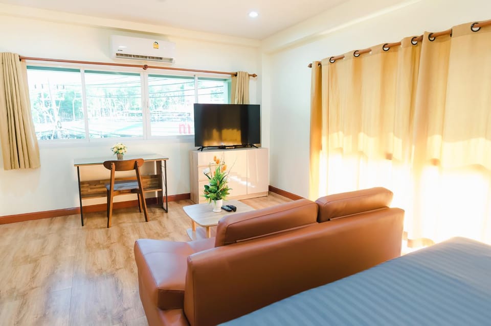 TV and multimedia, Seating area