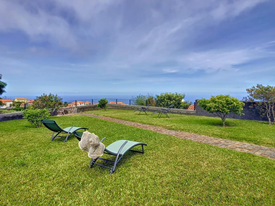 Casa DaSa by LovelyStay House in Madeira District