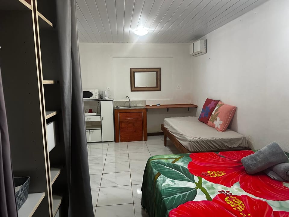 Kahea Ragni 1 Bed and Breakfast in Fa'a'ā