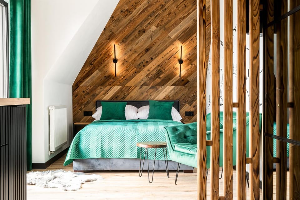 Photo of the whole room, Seating area, Bedroom