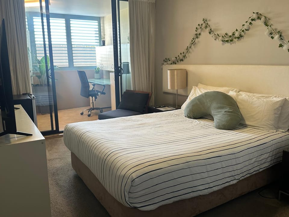 Private rooms in A shared Apartment Free Parking Apartment in Brisbane City