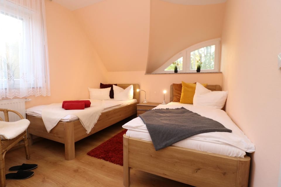 Ferienhäuser Dpppelhaushälfte, Am Badesteig 4c House in Mecklenburg-Vorpommern, Germany