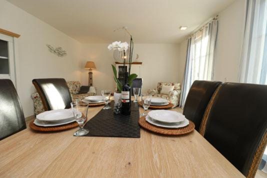 Bickbeeren Schweiz Penthouse Villa Amalia Apartment in Mecklenburg-Vorpommern, Germany