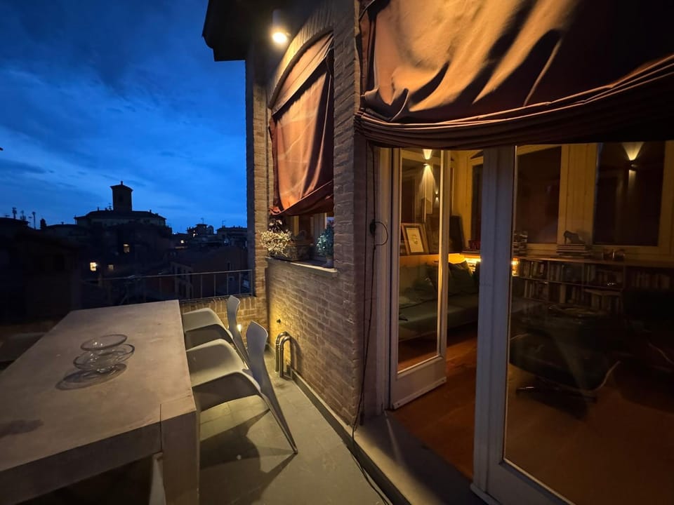 sui tetti di bologna Apartment in Bologna