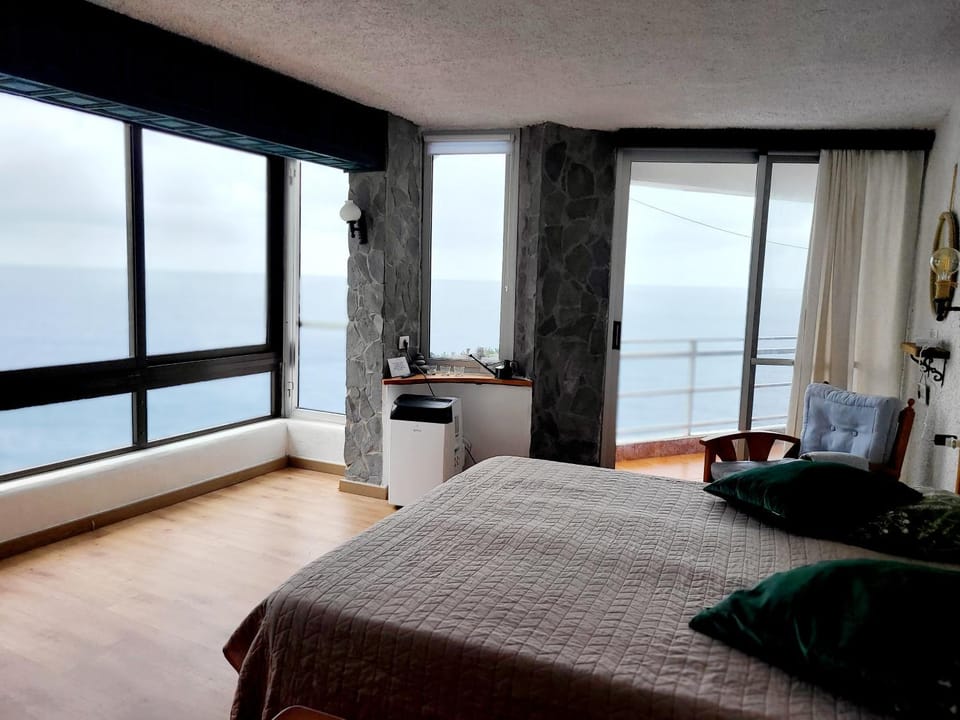 Bedroom, Sea view