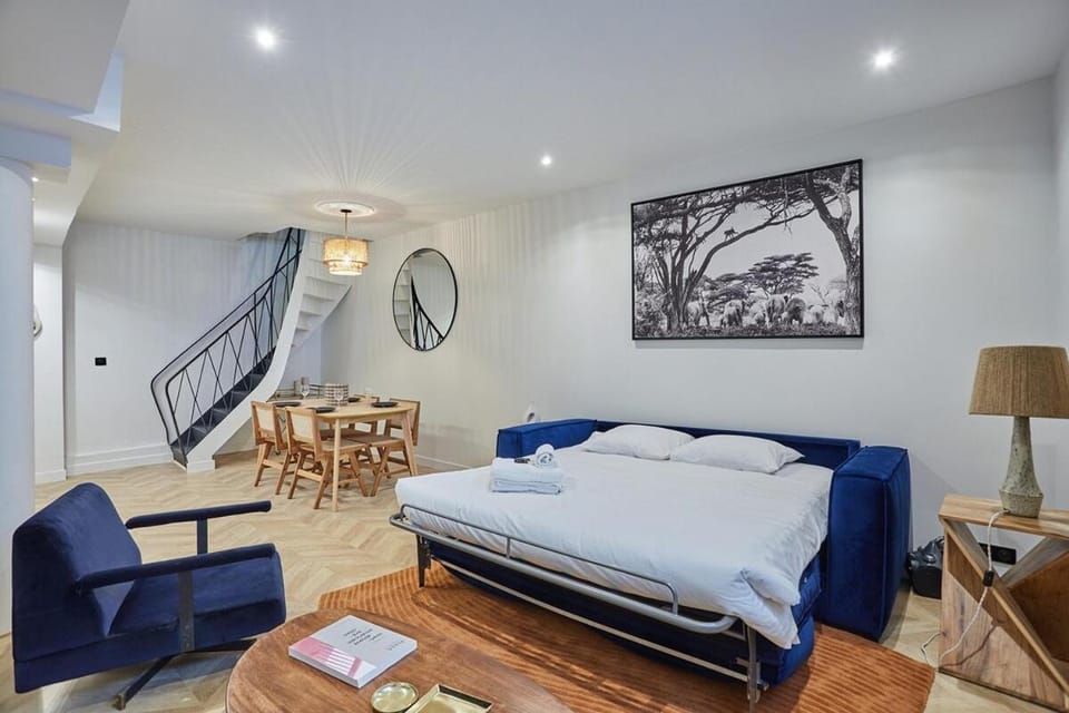 Duplex Center of Paris by Studio prestige Apartment in Paris