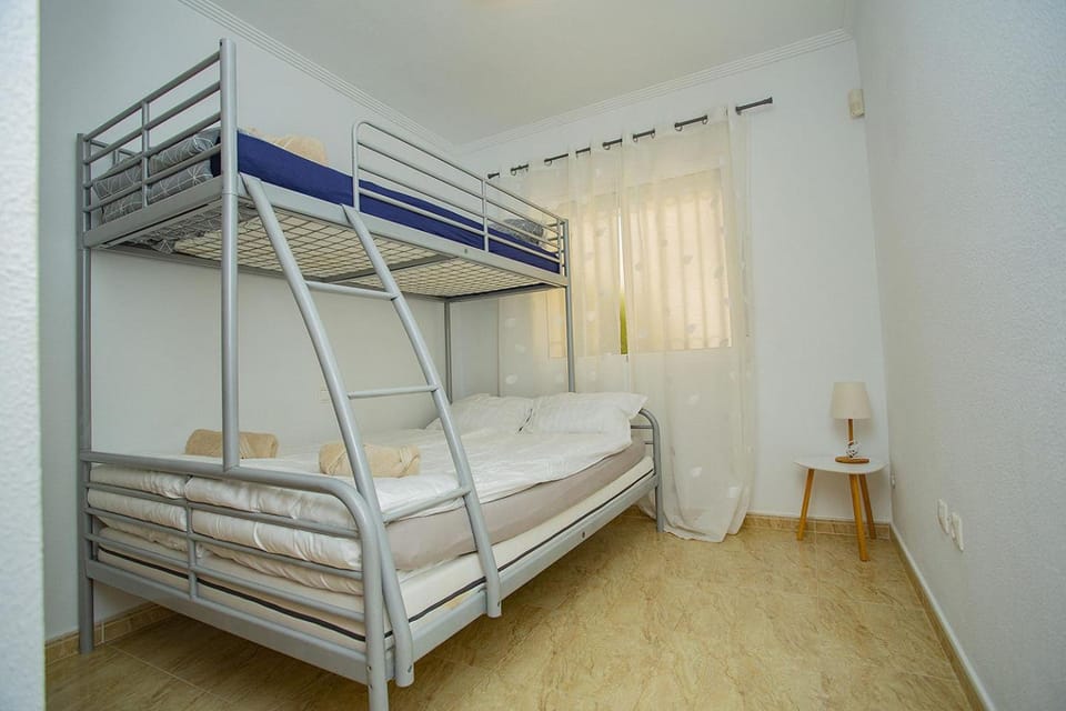 Bed, Bedroom, bunk bed