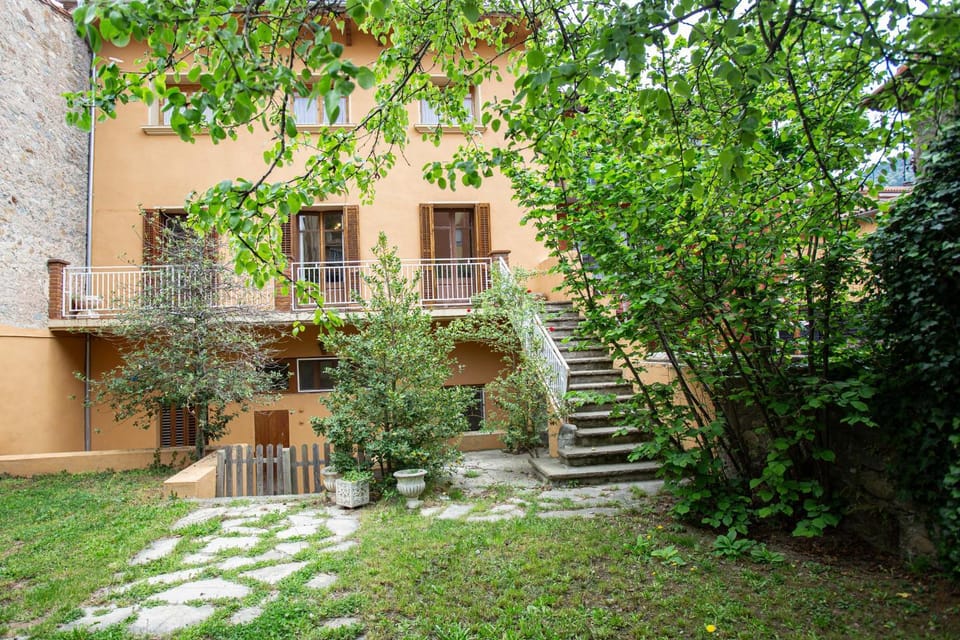 Garden, Balcony/Terrace