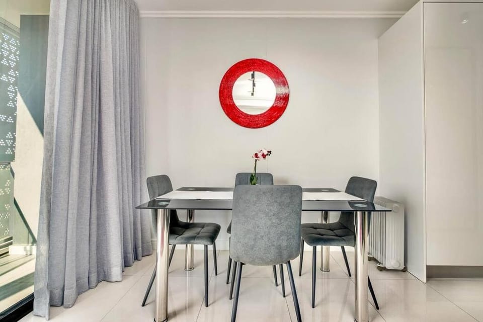 Keza Cove at Waterfall Ellipse Apartment in Sandton