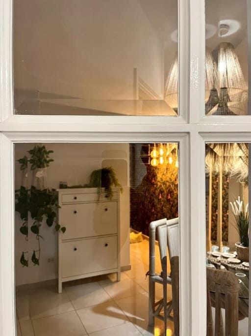 Tropical Lounge, Los Cristianos, Pool & Sea, Wifi Apartment in Los Cristianos