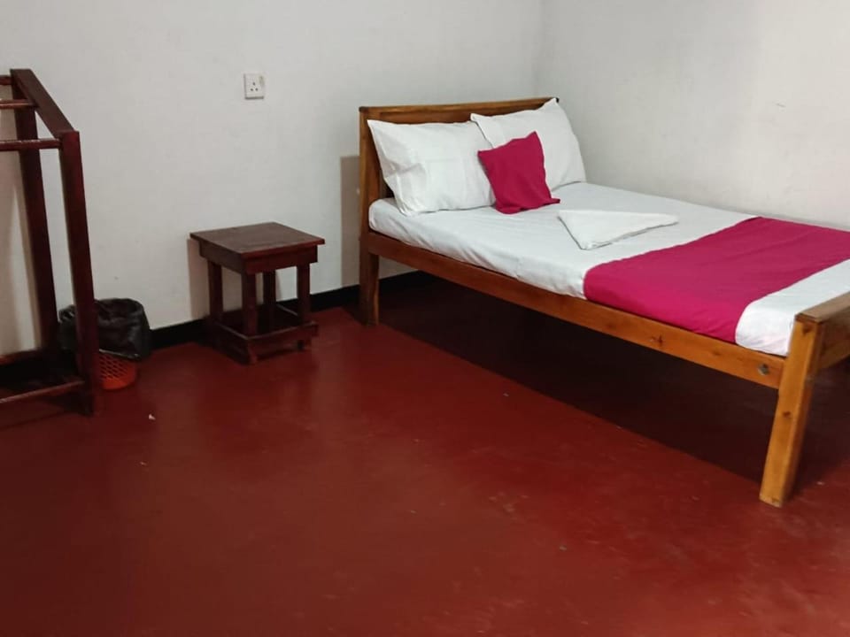 NR Villa Nilaveli Bed and Breakfast in Sri Lanka