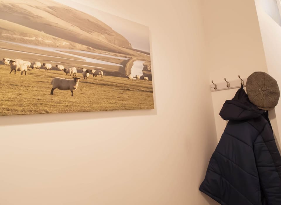 Facade/entrance, Decorative detail