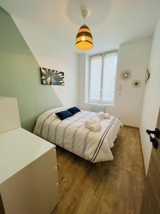 Urban Home - T3 Premium avec Suite Parentale Centre-Ville de Saint-Etienne - Secteur Chavanelle Apartment in Saint-Étienne