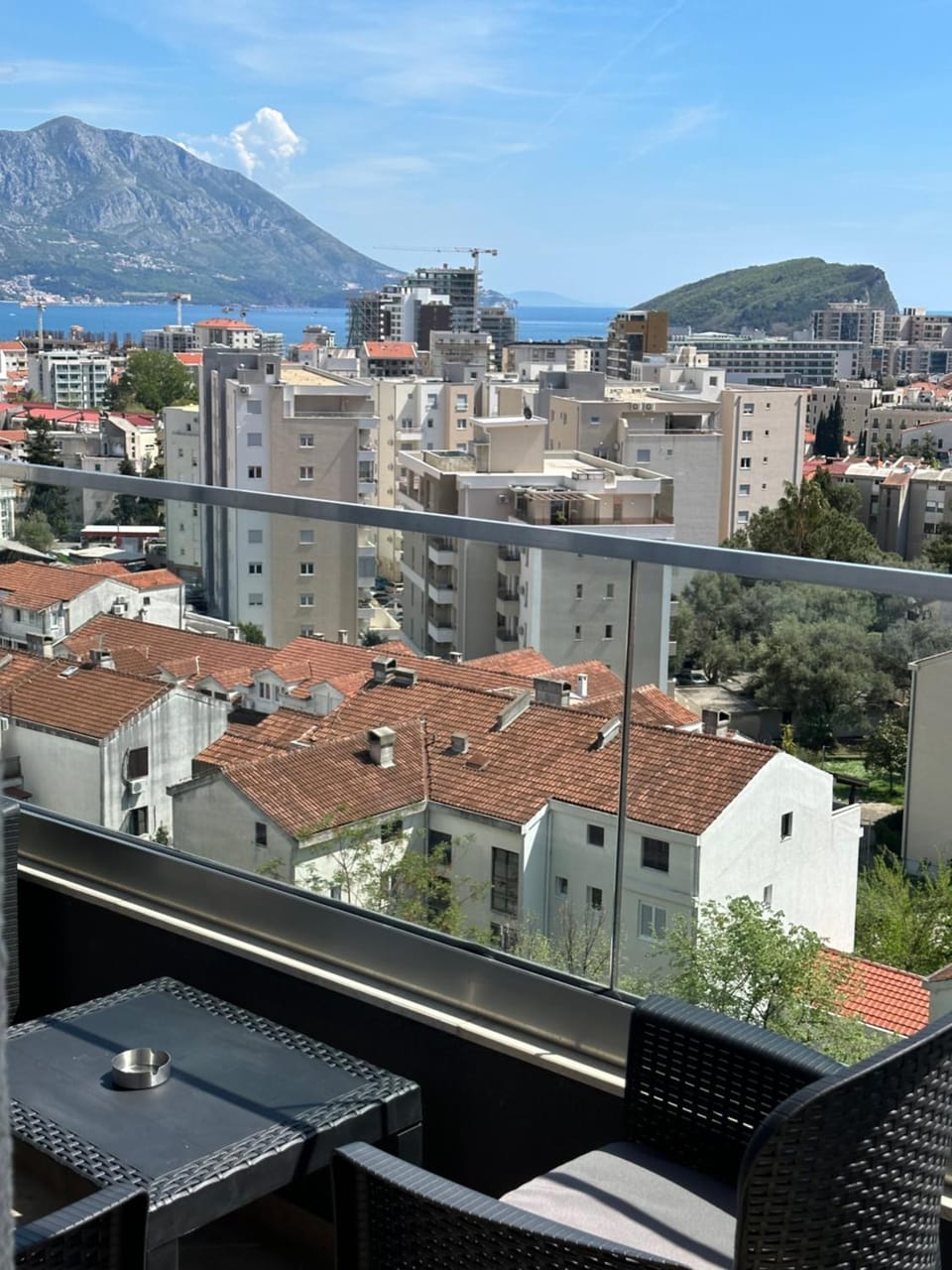 Day, Natural landscape, View (from property/room), Balcony/Terrace, City view, Sea view