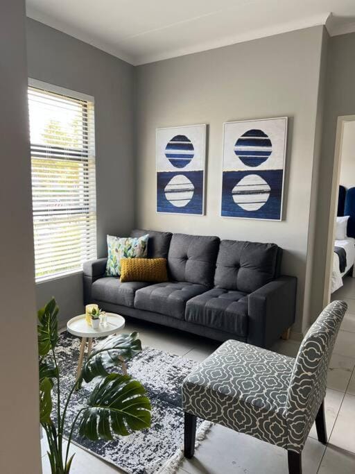 Blue Lilly - 50 on Lever Unit 19 Apartment in Gauteng