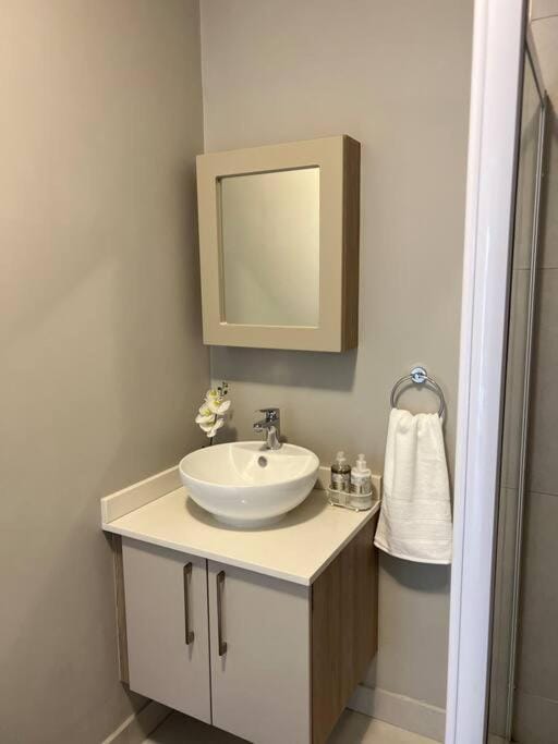 Blue Lilly - 50 on Lever Unit 19 Apartment in Gauteng