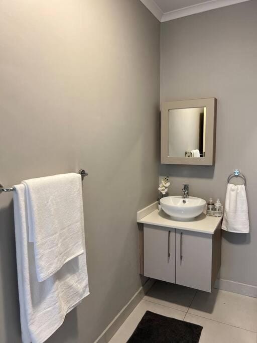 Blue Lilly - 50 on Lever Unit 19 Apartment in Gauteng