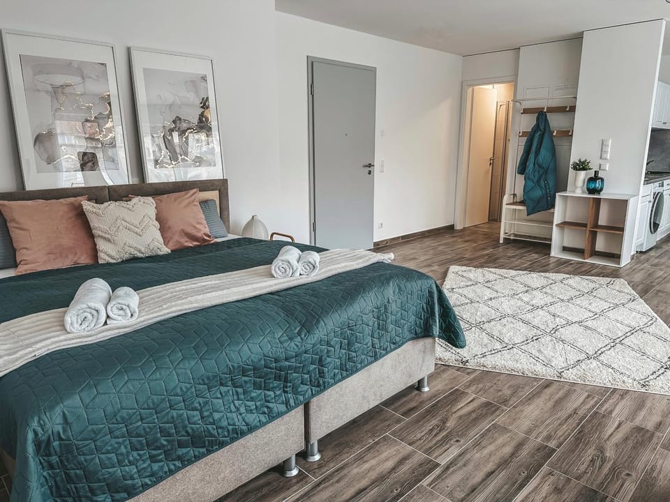 Bed, Photo of the whole room, Bedroom, wardrobe