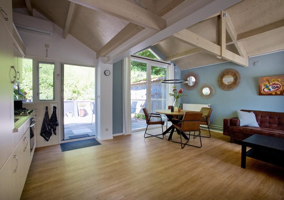 Dining area, Garden view