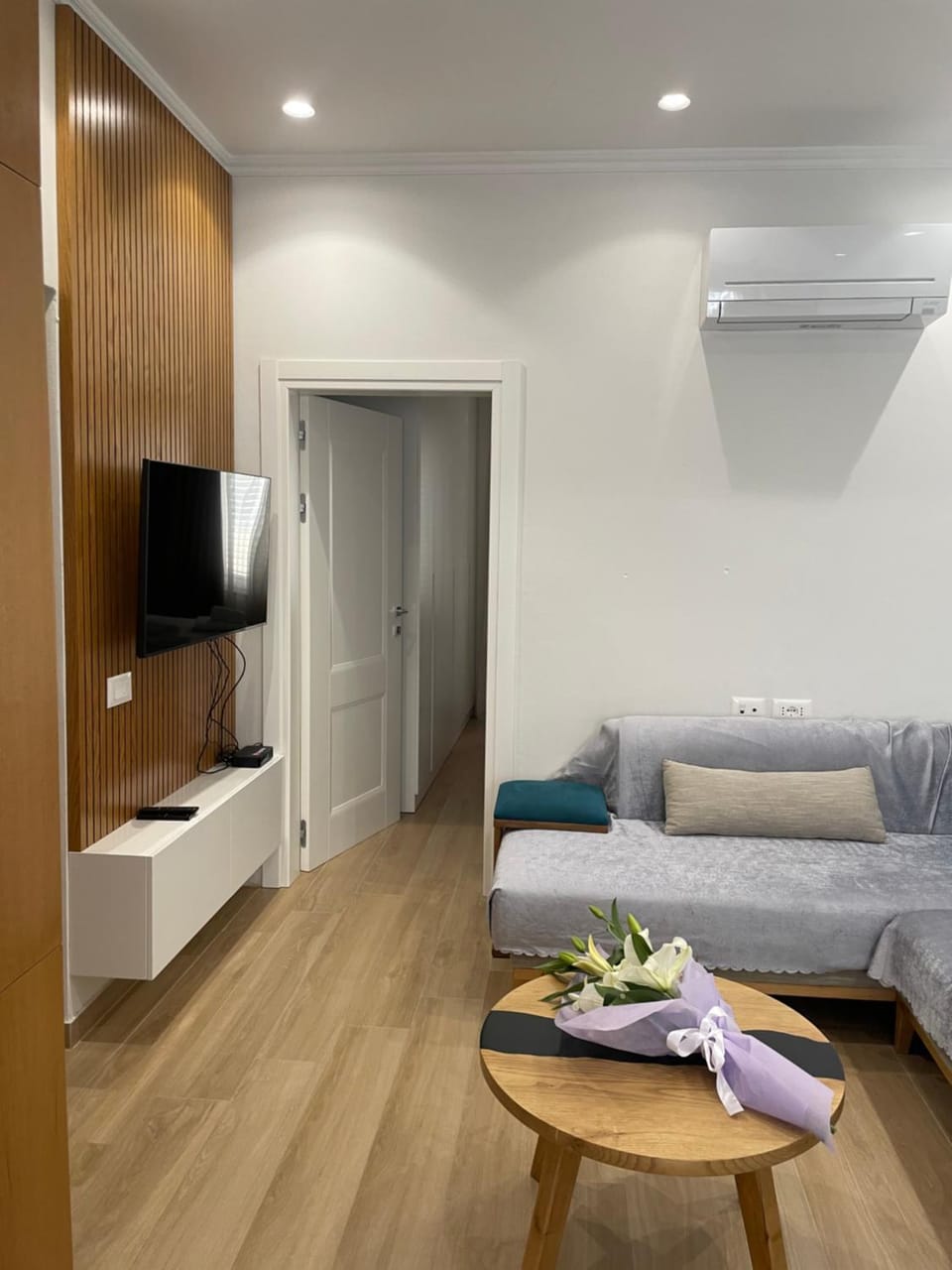 City Center Apartment Kafe Flora Apartment in Tirana