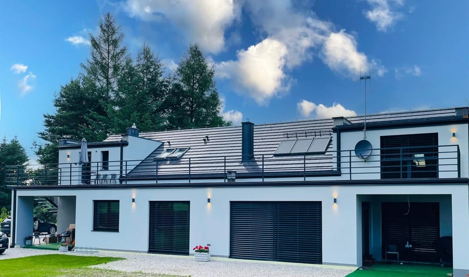 Property building, Day, Natural landscape, Garden, Garden, View (from property/room), View (from property/room), Balcony/Terrace, Balcony/Terrace, Other, Other, Other, Garden view, Garden view, Parking