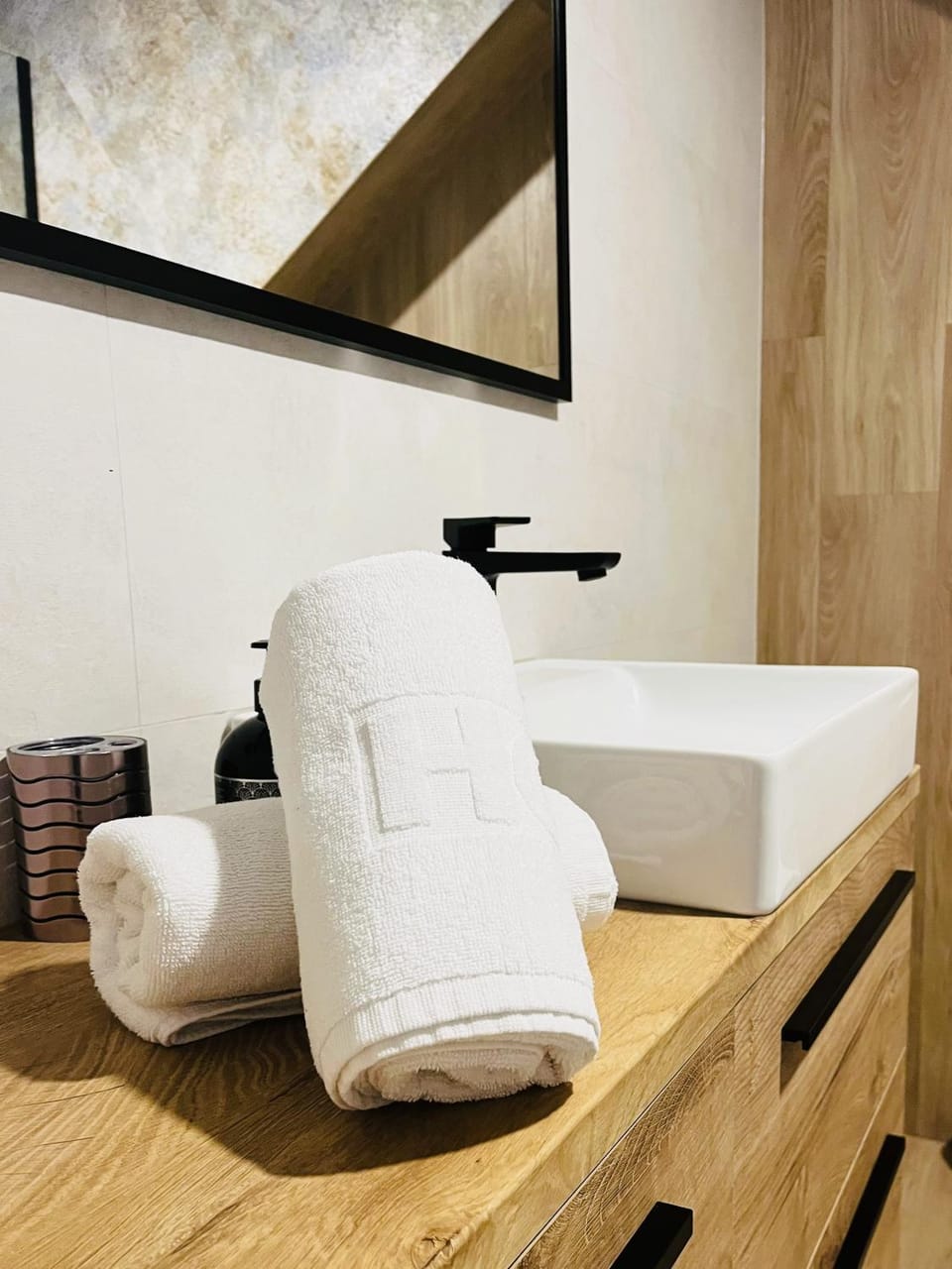 Bathroom, View (from property/room), View (from property/room), Other, Other, Other, Decorative detail, Decorative detail, towels, towels