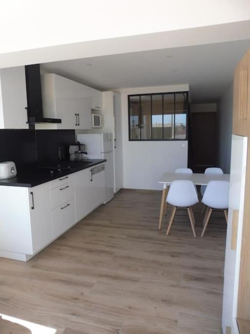 Le petit coin de paradis. Apartment in Occitanie