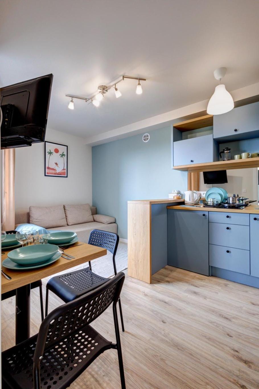 TV and multimedia, Kitchen or kitchenette, Seating area, Dining area, pet friendly, stove