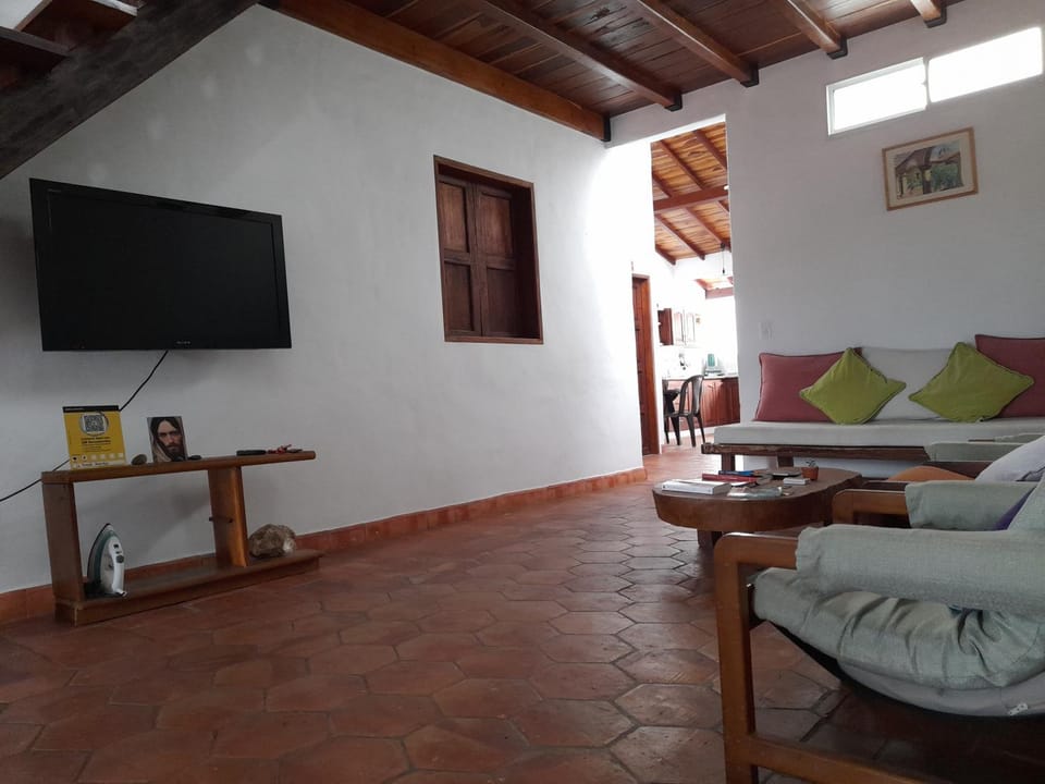Communal lounge/ TV room, TV and multimedia, Living room, Seating area, Evening entertainment