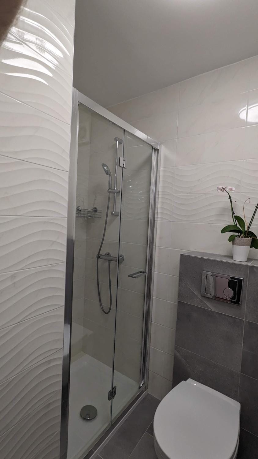 Shower, Toilet, Bathroom