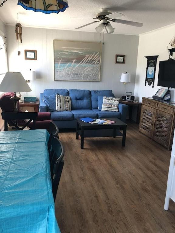 Bayside 1st Floor OC 2 br/1ba pool condo close to Jolly Roger/Convention Center Apartment in Ocean City