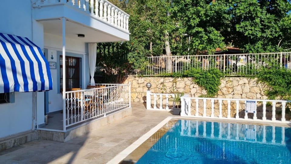 Balcony/Terrace, Swimming pool