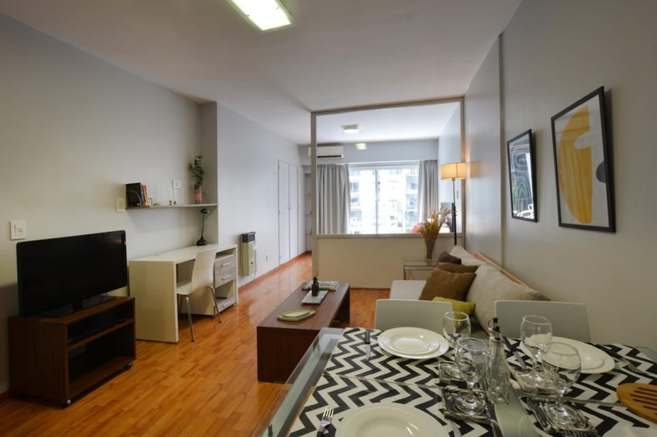 Communal lounge/ TV room, TV and multimedia, Living room, Seating area, Dining area