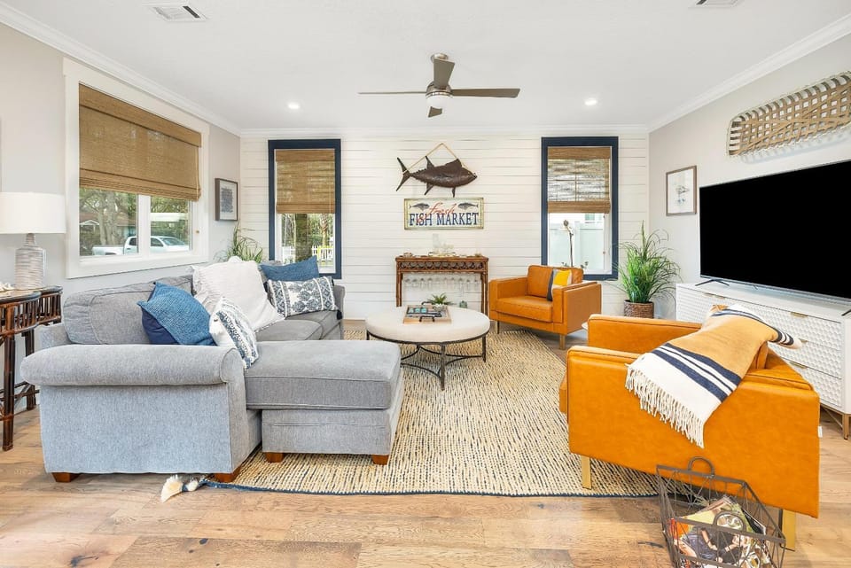 Oak Isle Cottage House in Saint Simons Island