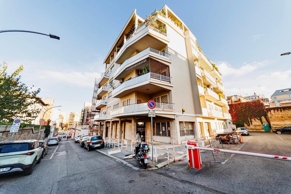 Property building, Neighbourhood, Street view, Location