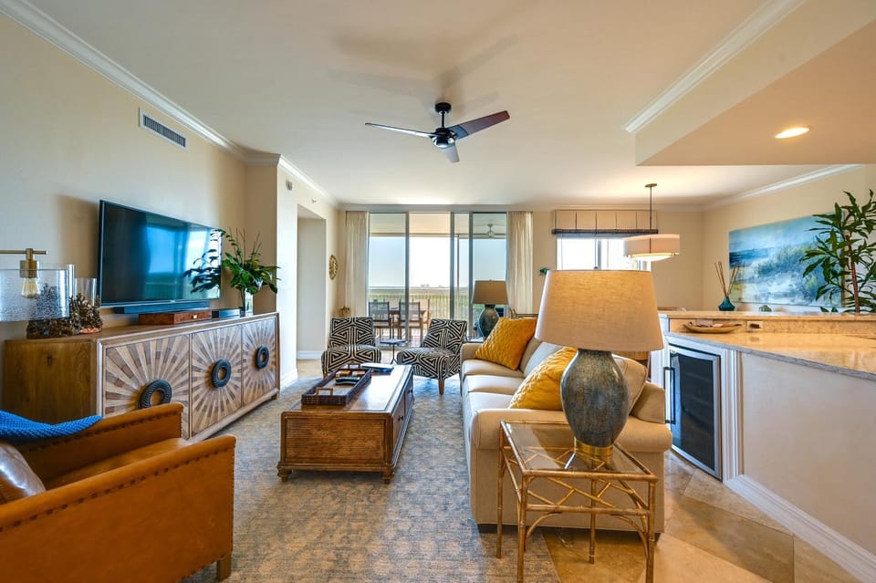 Estero Resort Condo w/ 2 Pools & Tennis Center! House in Estero