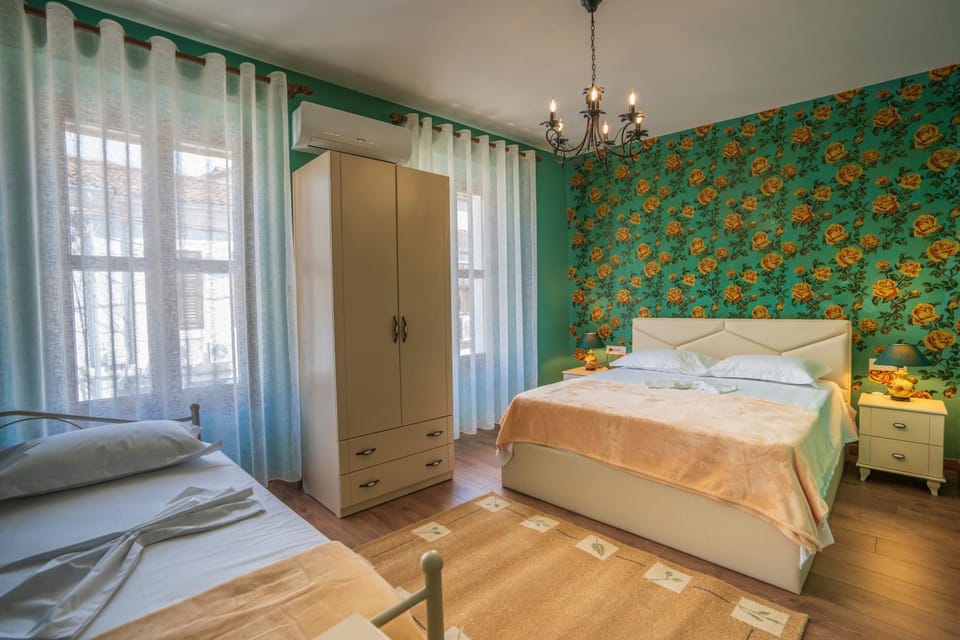 Bed, Photo of the whole room, Bedroom, wardrobe
